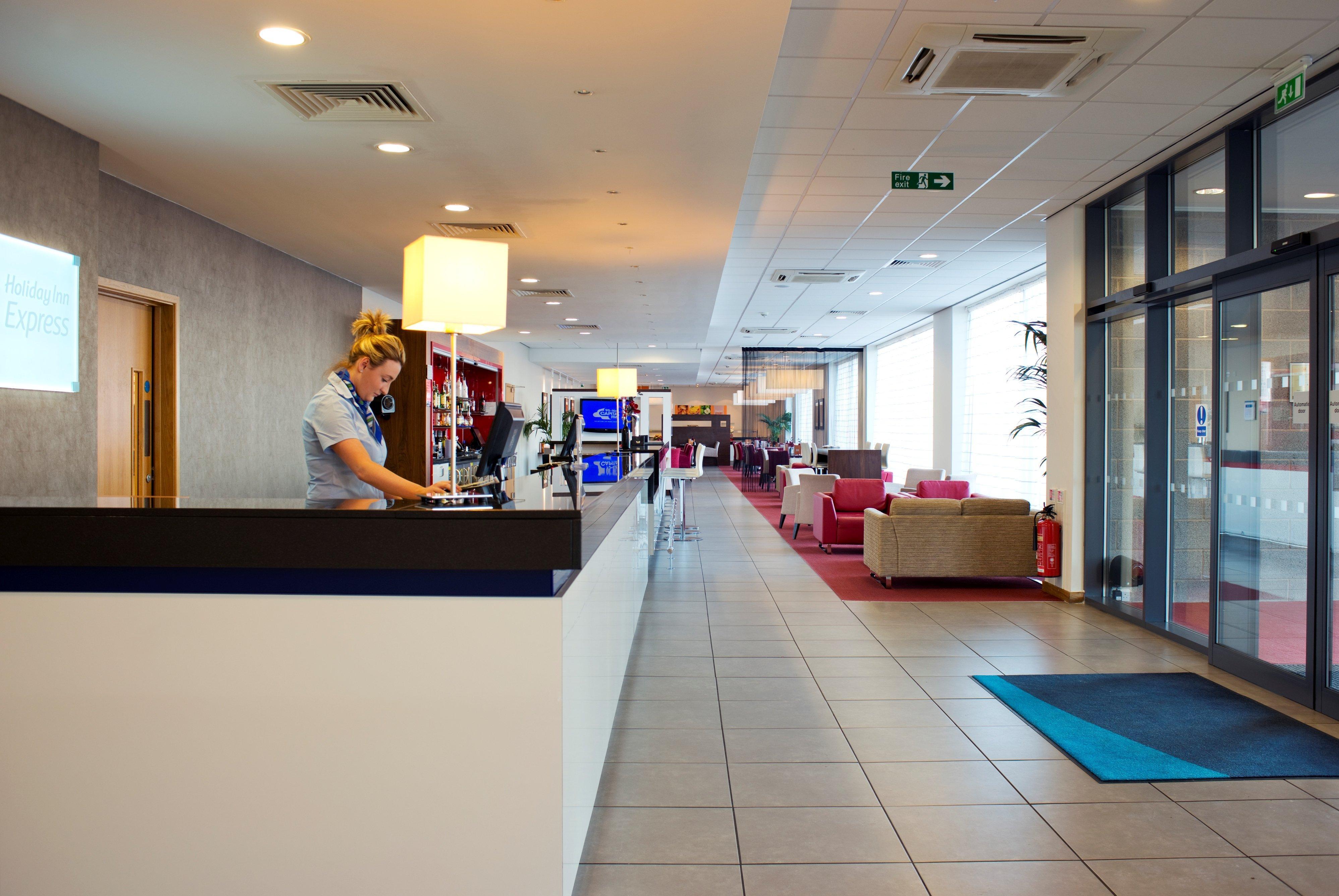 Holiday Inn Express Rotherham - North By Ihg Exterior foto